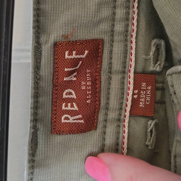 RED ALE MENS KHAKI GREEN SHORTS SIZE 44 WAIST - Picture 3 of 8